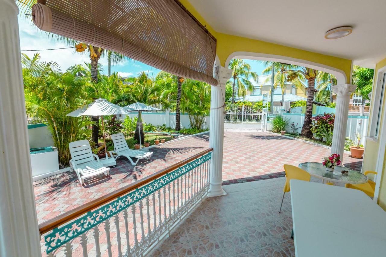 Villa Bella Charming Beachfront Guesthouse Blue Bay Luaran gambar